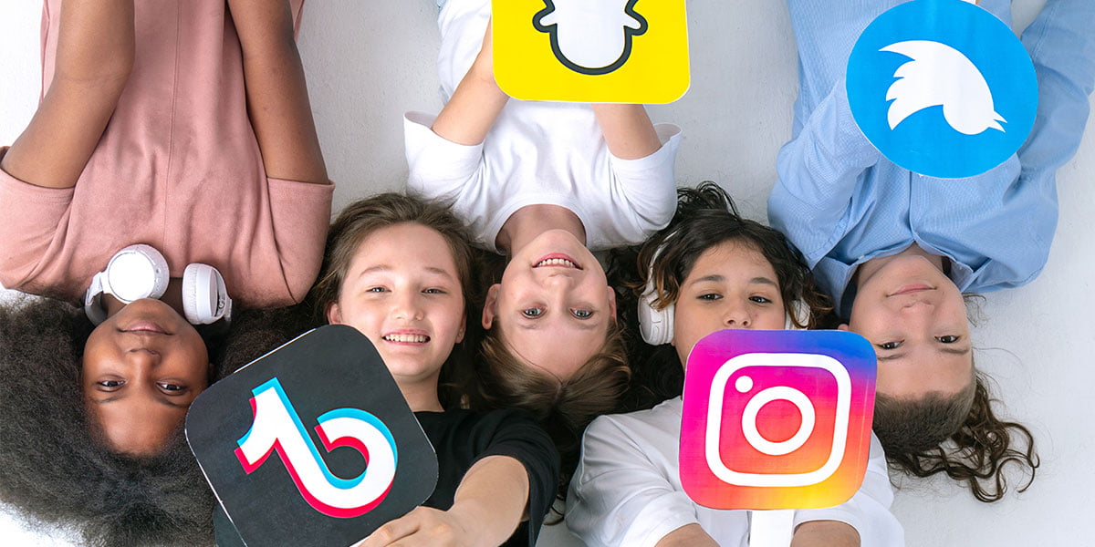 Crucial Social Media Etiquette for Kids and Rules to Follow