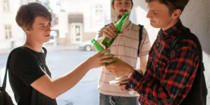 How Does Peer Pressure Affect Teenagers' Decisions?